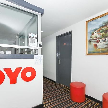 OYO 90345 Tm Hotel Ampang  Buitenkant foto