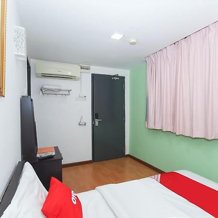 OYO 90345 Tm Hotel Ampang  Buitenkant foto