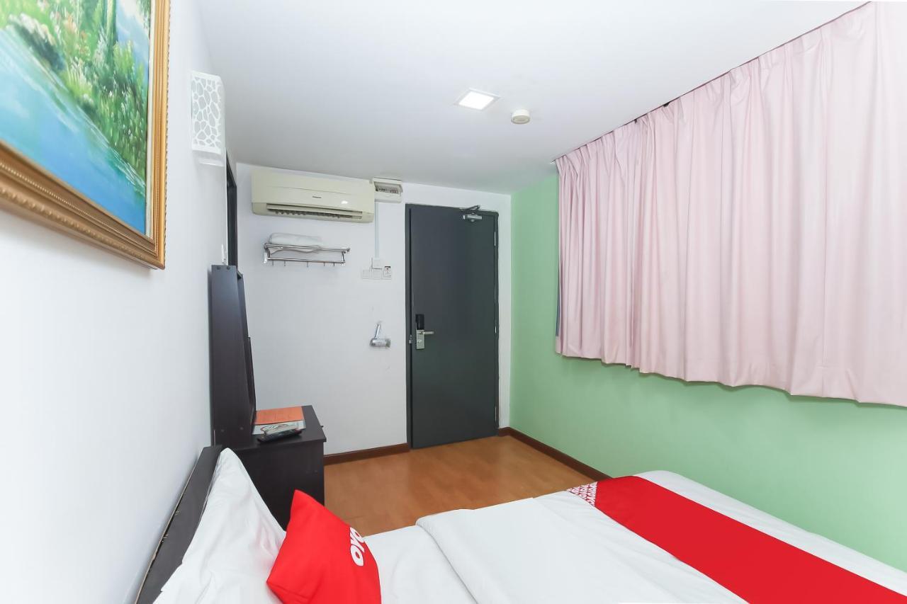 OYO 90345 Tm Hotel Ampang  Buitenkant foto